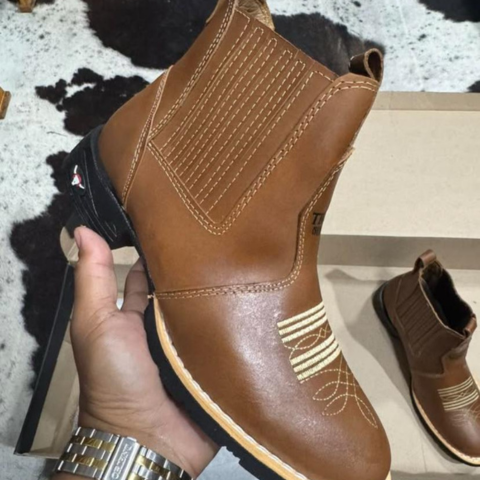 Kit Bota Pampa de Cuero Legítimo con Plantilla Ortopédica +REGALOS: Cinturón de Cuero y Sombrero